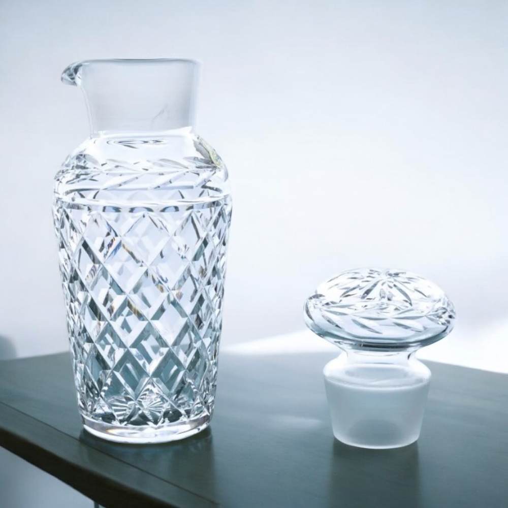 Waterford Cut Crystal Glandore Cocktail Mixer/Decanter 10”Tall - Picture 3 of 4